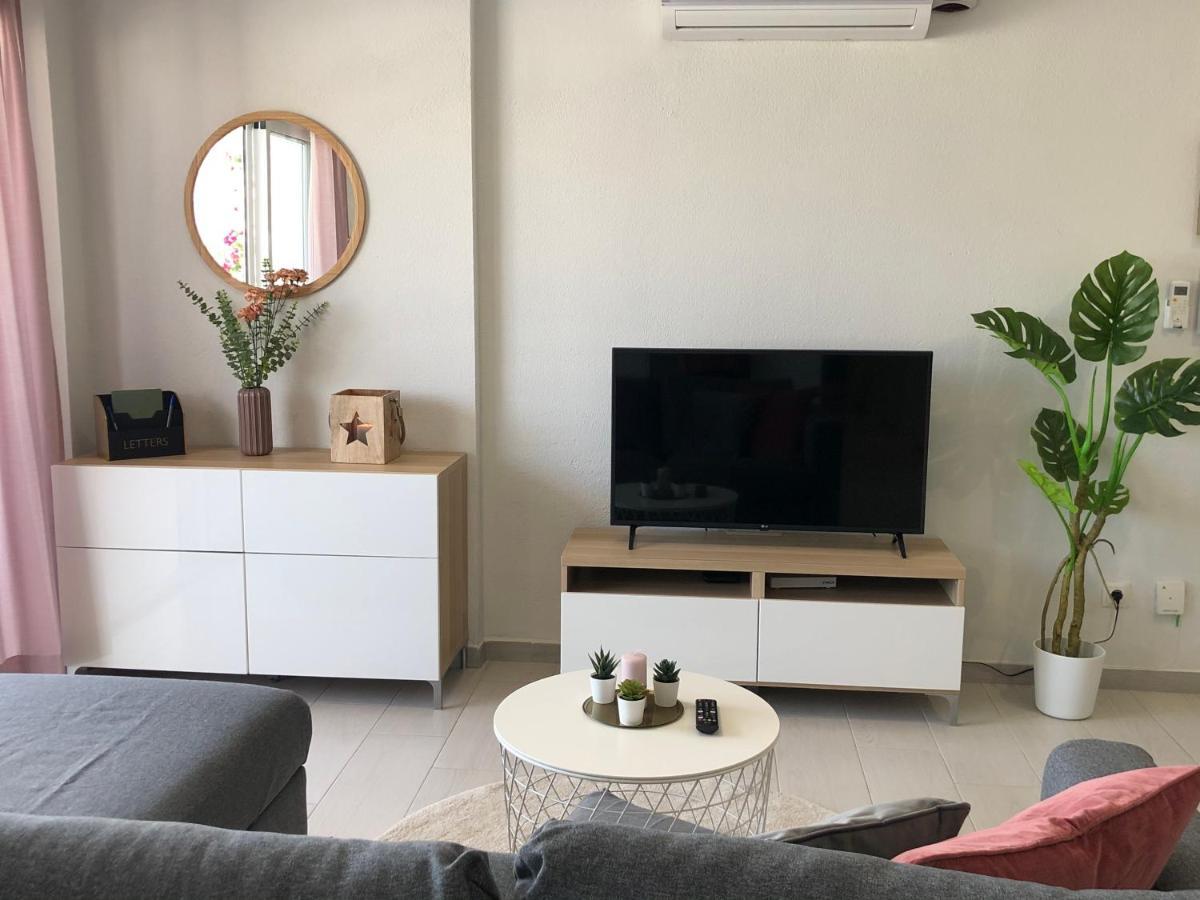 Victoria Luxury Beachfront Apartment In Benalmadena Costa 외부 사진