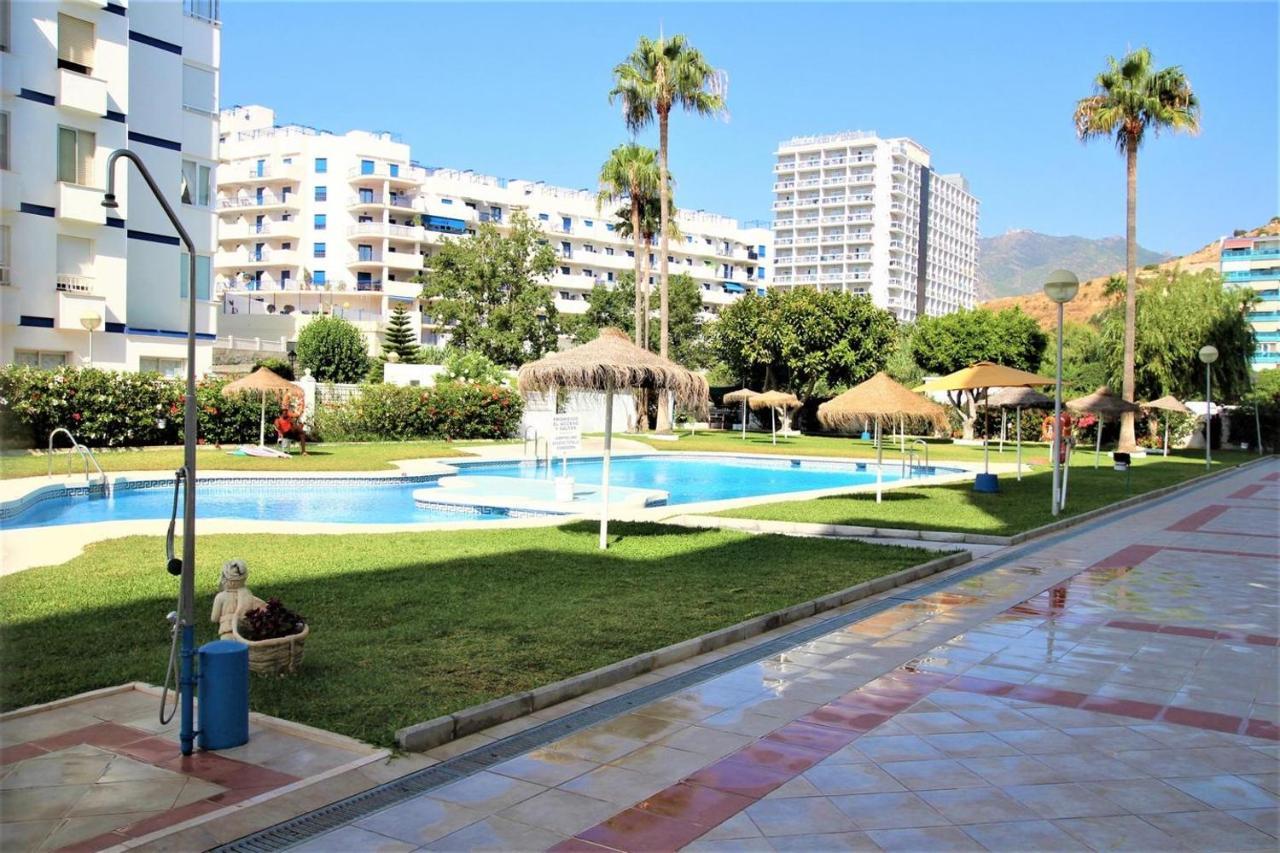 Victoria Luxury Beachfront Apartment In Benalmadena Costa 외부 사진