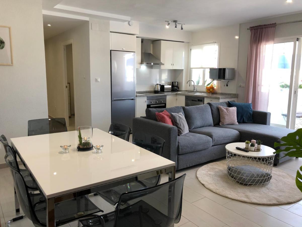 Victoria Luxury Beachfront Apartment In Benalmadena Costa 외부 사진