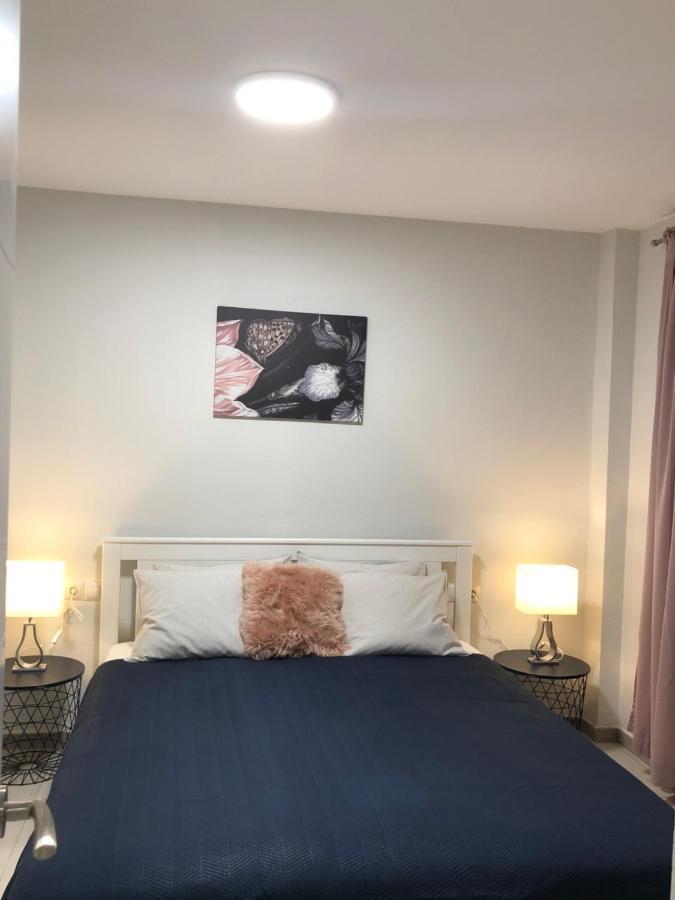 Victoria Luxury Beachfront Apartment In Benalmadena Costa 외부 사진