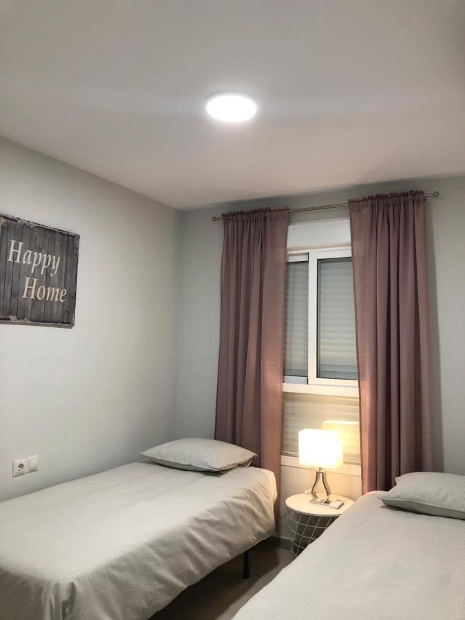 Victoria Luxury Beachfront Apartment In Benalmadena Costa 외부 사진