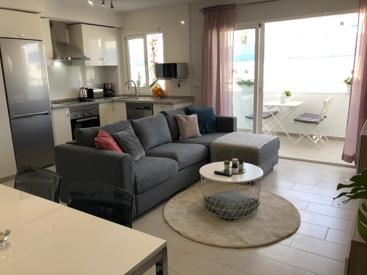 Victoria Luxury Beachfront Apartment In Benalmadena Costa 외부 사진