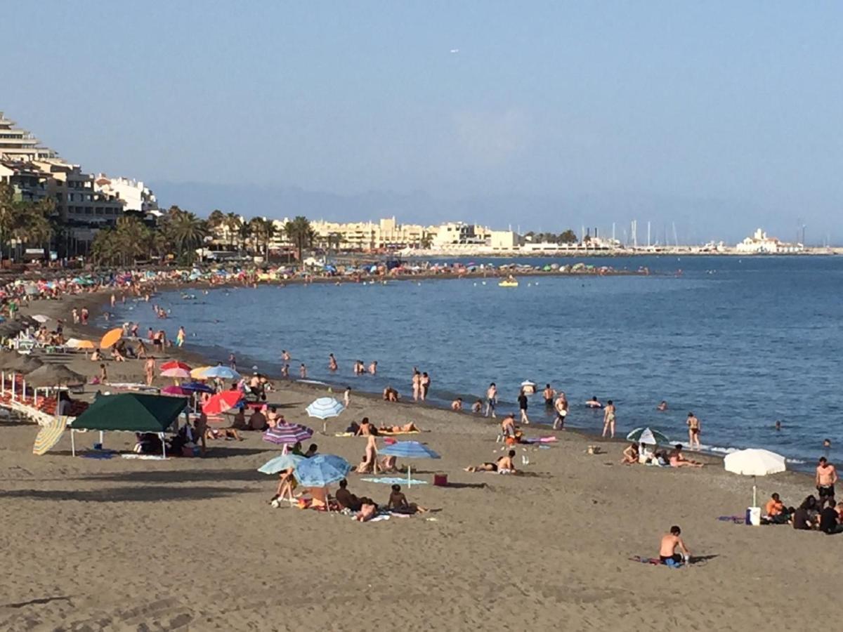 Victoria Luxury Beachfront Apartment In Benalmadena Costa 외부 사진
