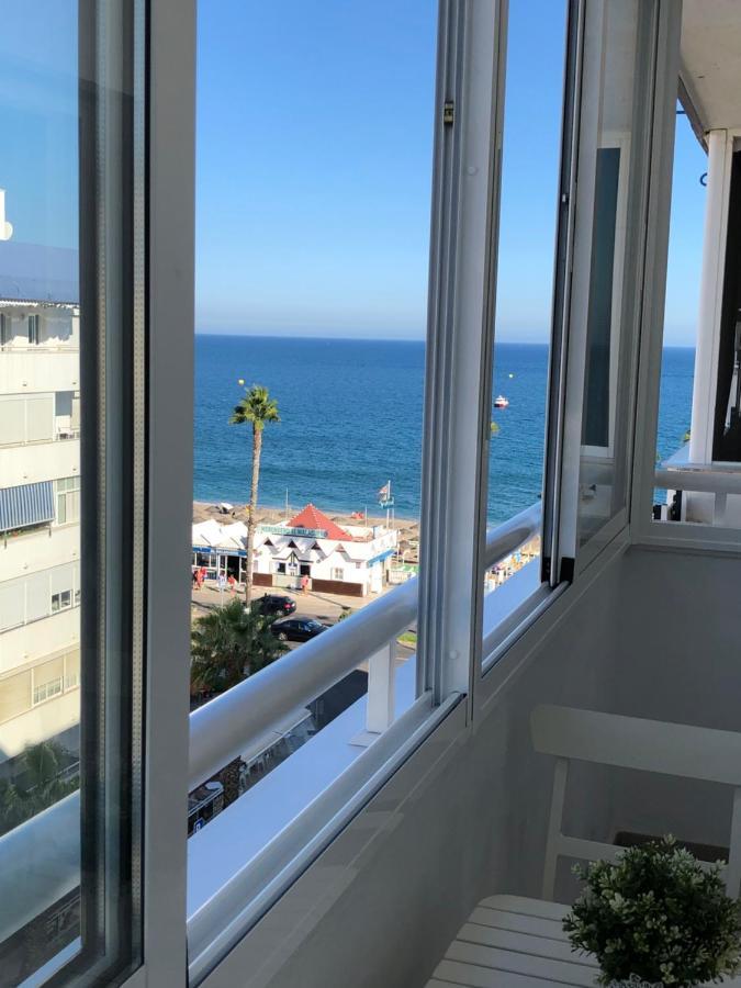 Victoria Luxury Beachfront Apartment In Benalmadena Costa 외부 사진